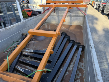 Sklápěč, Auto s hydraulickou rukou MAN TGS 28.400 6X4H-4 BL: obrázek 2