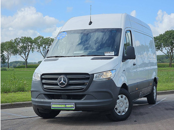 Furgon MERCEDES-BENZ eSprinter