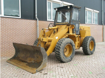 Kolový nakladač KOMATSU