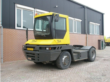 Terminálový traktor TERBERG