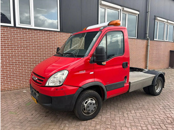 Tahač IVECO Daily