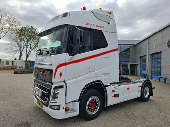 Tahač VOLVO FH