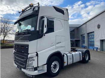 Tahač VOLVO FH