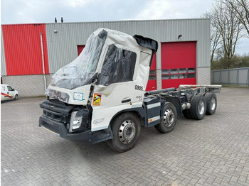 Podvozek s kabinou VOLVO FMX