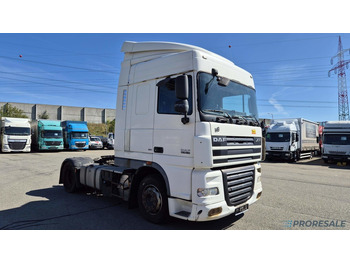 Tahač DAF XF 105 460