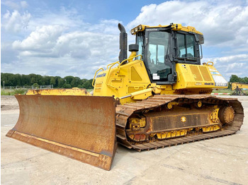 Buldozer KOMATSU D61PXi-24