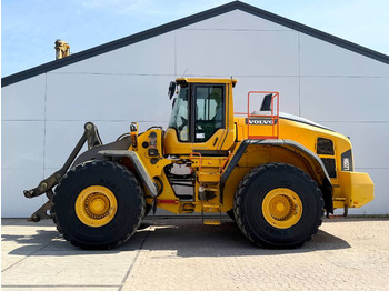 Kolový nakladač VOLVO L220H
