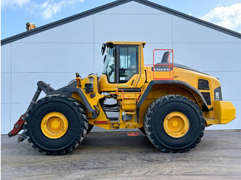 Kolový nakladač VOLVO L220H