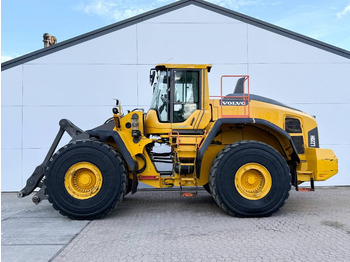 Kolový nakladač VOLVO L220H