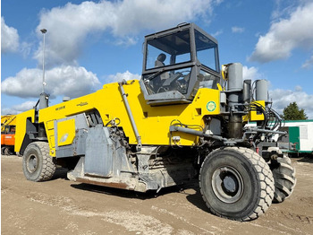 Technika pro ukládaní asfaltu WIRTGEN