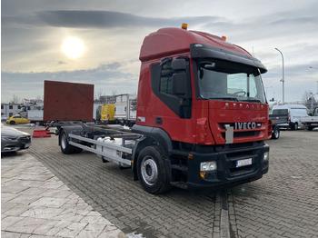 Podvozek s kabinou IVECO Stralis