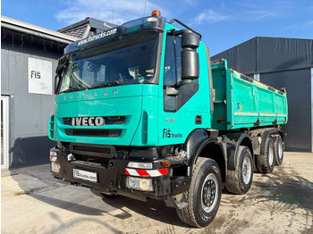 Sklápěč IVECO Trakker