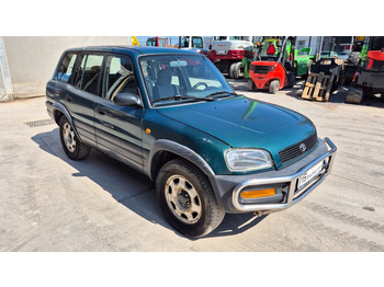 SUV Toyota RAV4 2.0 - Petrol - Automatic: obrázek 4