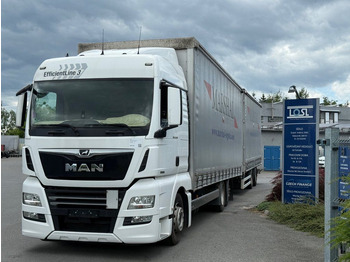 Plachtový nákladní auto MAN TGX