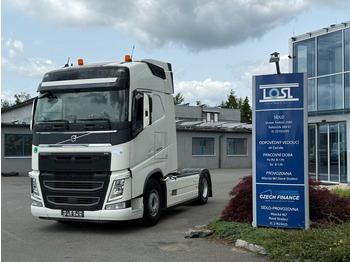 Tahač VOLVO FH 460