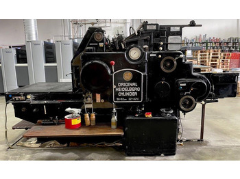 Vázací stroj HEIDELBERG
