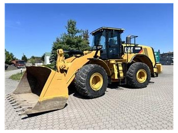Kolový nakladač CATERPILLAR 966M