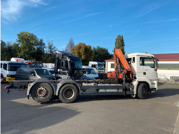 Podvozek s kabinou MAN TGS 26.320