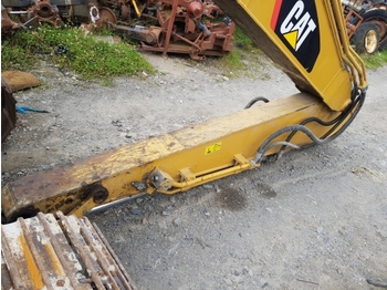 Výložník CATERPILLAR