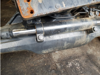 Přední náprava Deutz Agrotron 6120.4 Front Axle Housing Beam 0.900.0965.6, 357733: obrázek 2