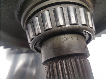 Transmise pro Traktor Ford Tw And 30 Series Output Shaft With Gear D8nn7146aa , D6nn7061a: obrázek 5