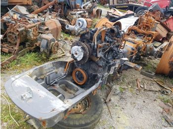 Podvěs Massey Ferguson 5612 Front Axle Support With Weight Block 4377267m6, 4298510m8: obrázek 3