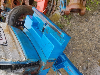 Pneumatiky a ráfky NEW HOLLAND