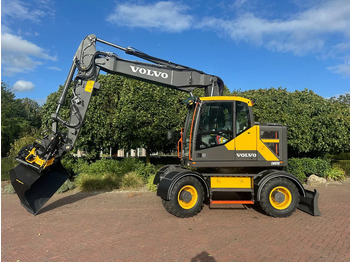 Kolesové rýpadlo VOLVO EWR170E