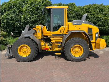 Kolový nakladač VOLVO L90H