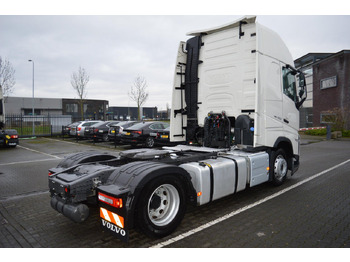 Tahač Volvo FH 460 Globetrotter XL Varios i-Save: obrázek 4