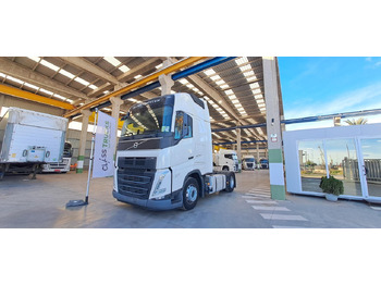 Tahač VOLVO FH 460
