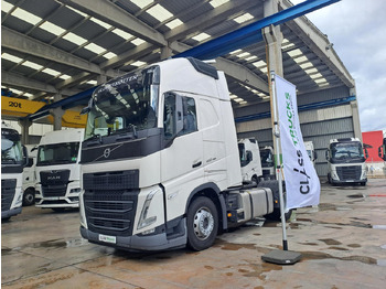 Tahač VOLVO FH 460