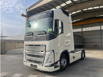 Tahač VOLVO FH 460