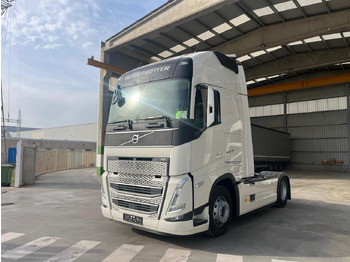 Tahač VOLVO FH 460