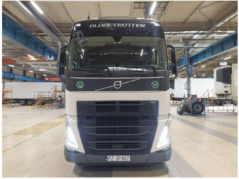 Tahač VOLVO FH 460