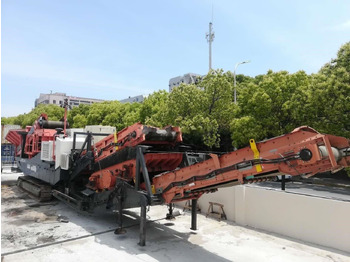 Mobilní drtič Sandvik UH440i Mobile Crushing Plant: obrázek 2