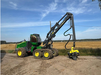 Harvestor JOHN DEERE