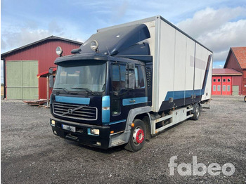Skříňový nákladní auto VOLVO FL6