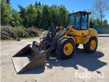 Kolový nakladač VOLVO L35