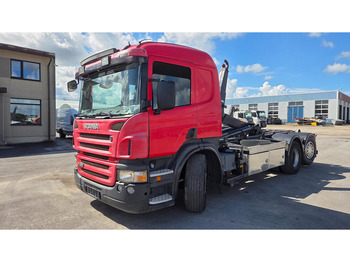 Hákový nosič kontejnerů SCANIA P 420