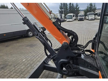 Pásové rýpadlo Hitachi ZX48U-5A CLR / 3 ŁYŻKI / SPROWADZONA / 2 300 MTH: obrázek 5