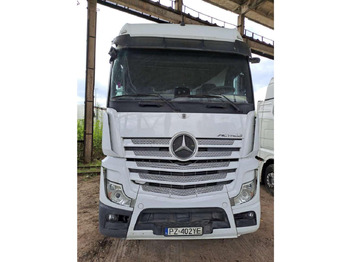Tahač MERCEDES-BENZ Actros 1845