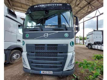 Tahač VOLVO FH 460
