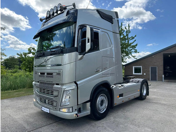 Tahač VOLVO FH 460