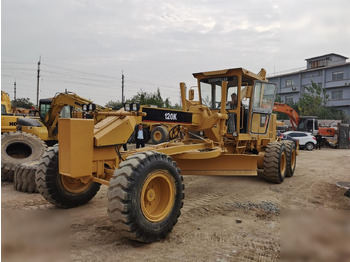 Grejdr CATERPILLAR 120K