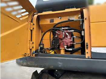 Kolesové rýpadlo HYUNDAI ROBEX 210W-9: obrázek 2