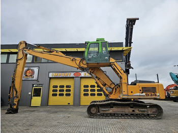 Pásové rýpadlo LIEBHERR R 934