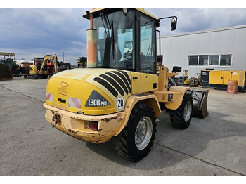 Nakladač Volvo L30B: obrázek 3