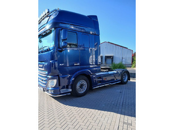 Tahač DAF XF 530