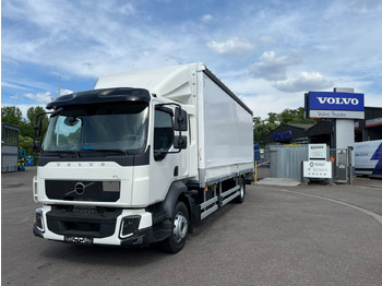 Plachtový nákladní auto VOLVO FL
